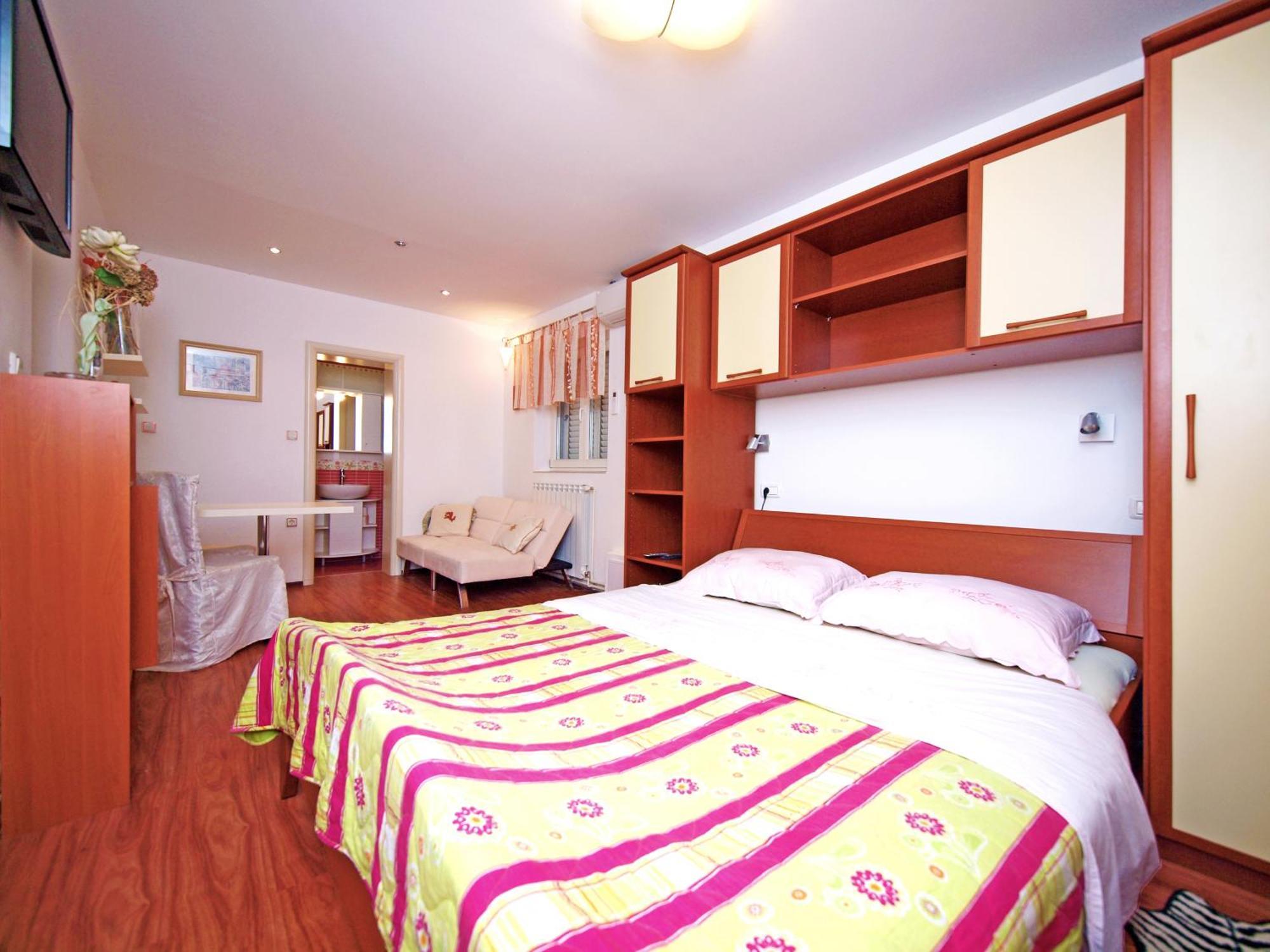 Apartments Keran - By Suites Living Vodice Exterior photo