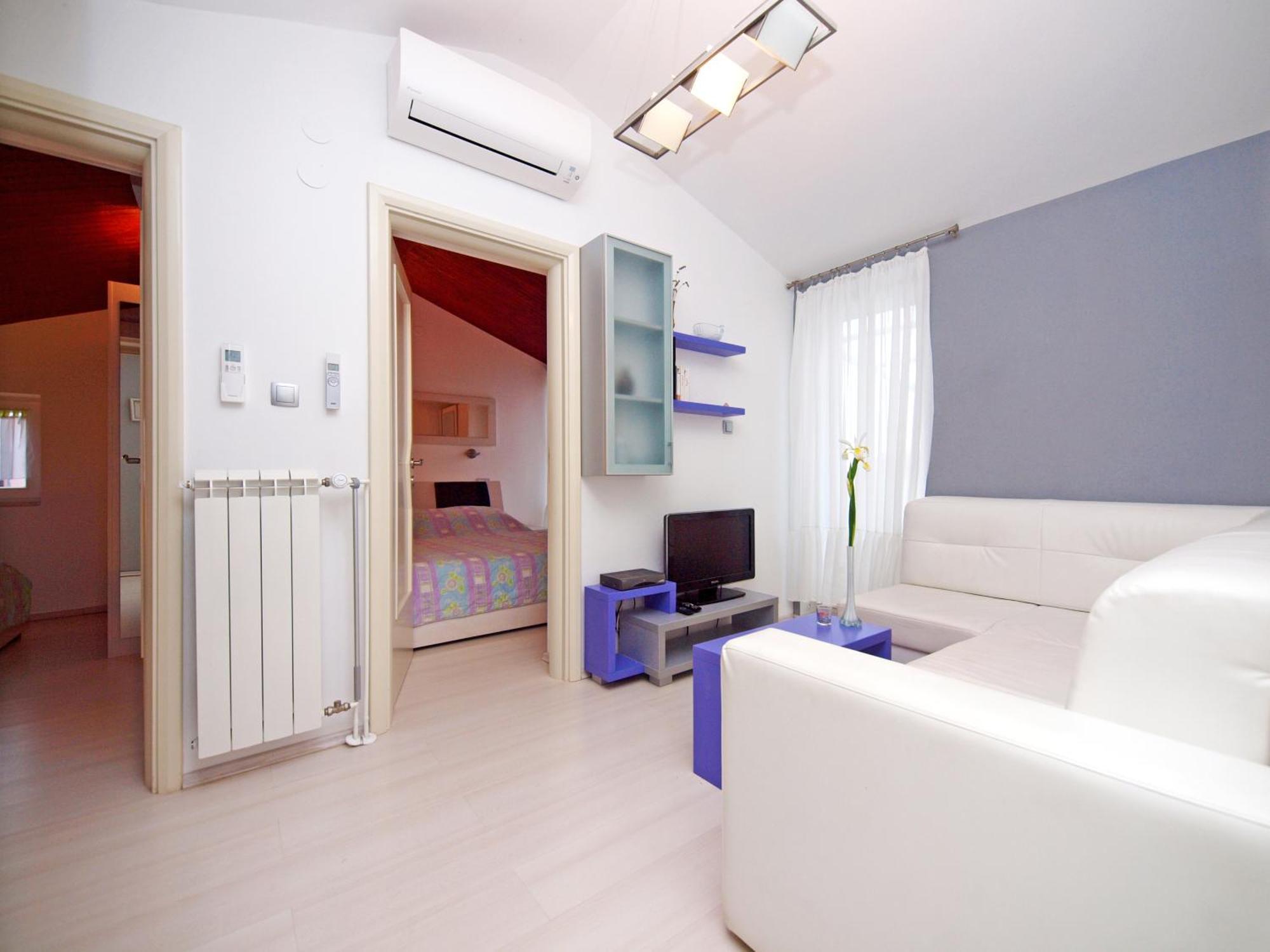 Apartments Keran - By Suites Living Vodice Exterior photo