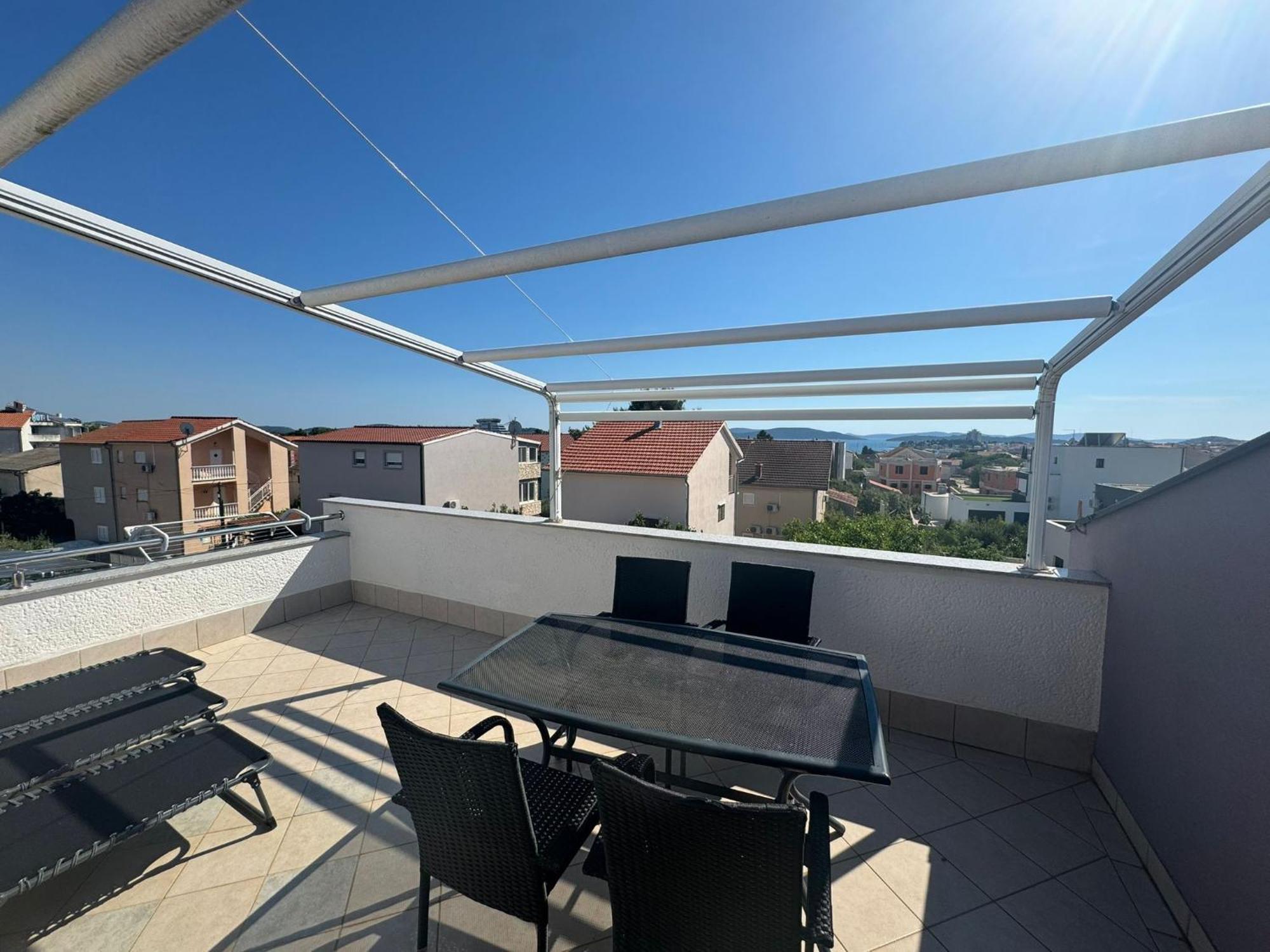 Apartments Keran - By Suites Living Vodice Exterior photo