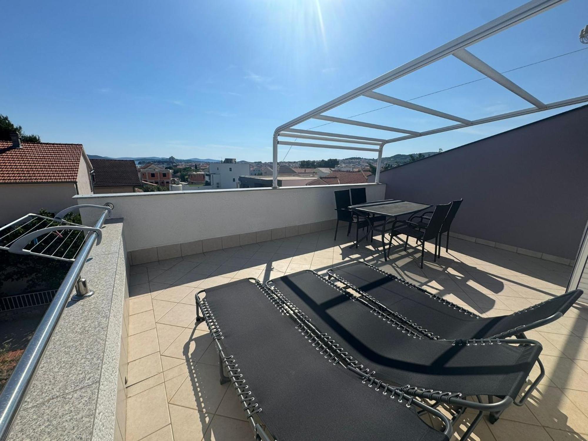 Apartments Keran - By Suites Living Vodice Exterior photo